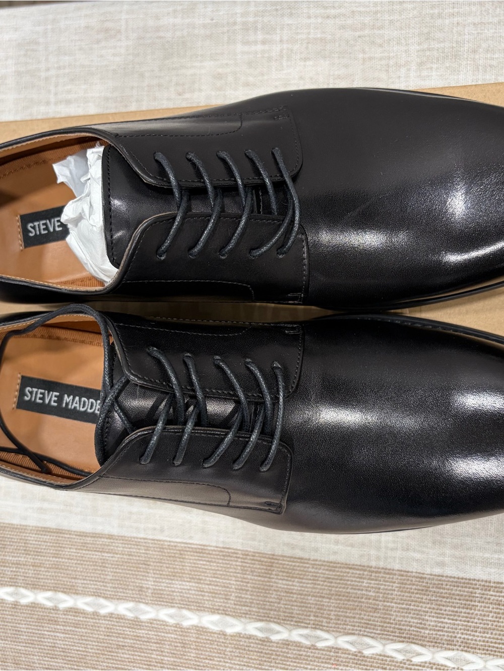 Steve Madden Black Leather Lace-Up Dress Oxfords